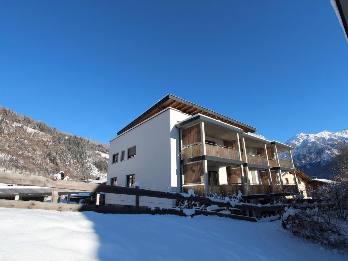 Modern Apartment In Neukirchen Am Gro Venediger Neukirchen am Grossvenediger Exterior photo