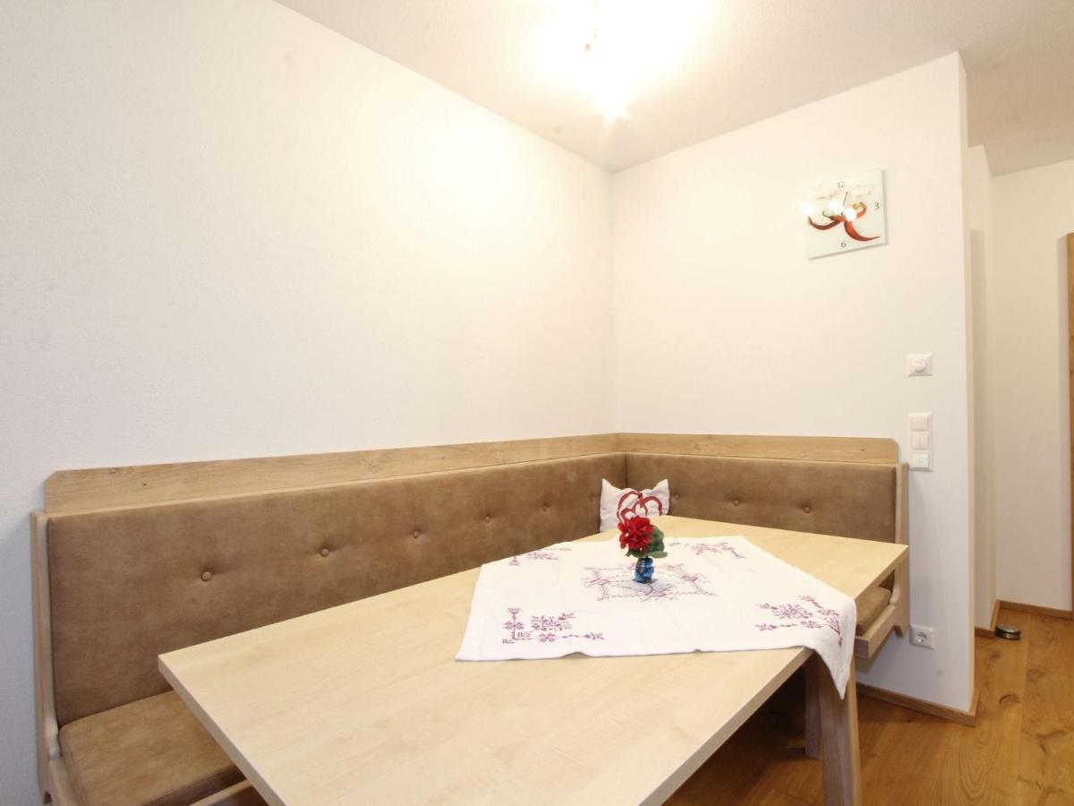 Modern Apartment In Neukirchen Am Gro Venediger Neukirchen am Grossvenediger Exterior photo